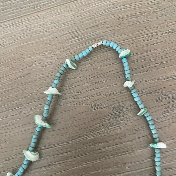 Turquoise beaded necklace - Picture 2 of 4